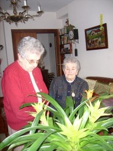Ma. Josefa y Antonia Cenoz Apesteguia